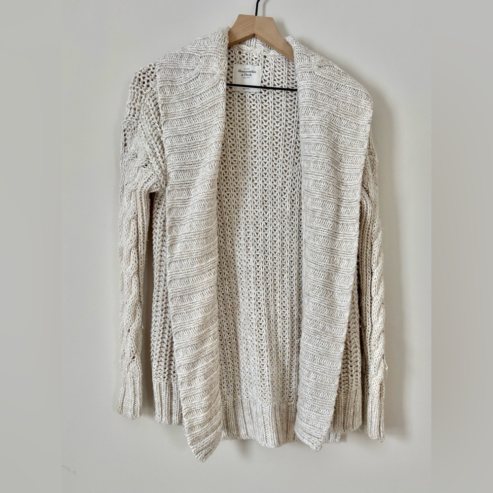 Abercrombie & Fitch Chunky Knit Cardigan